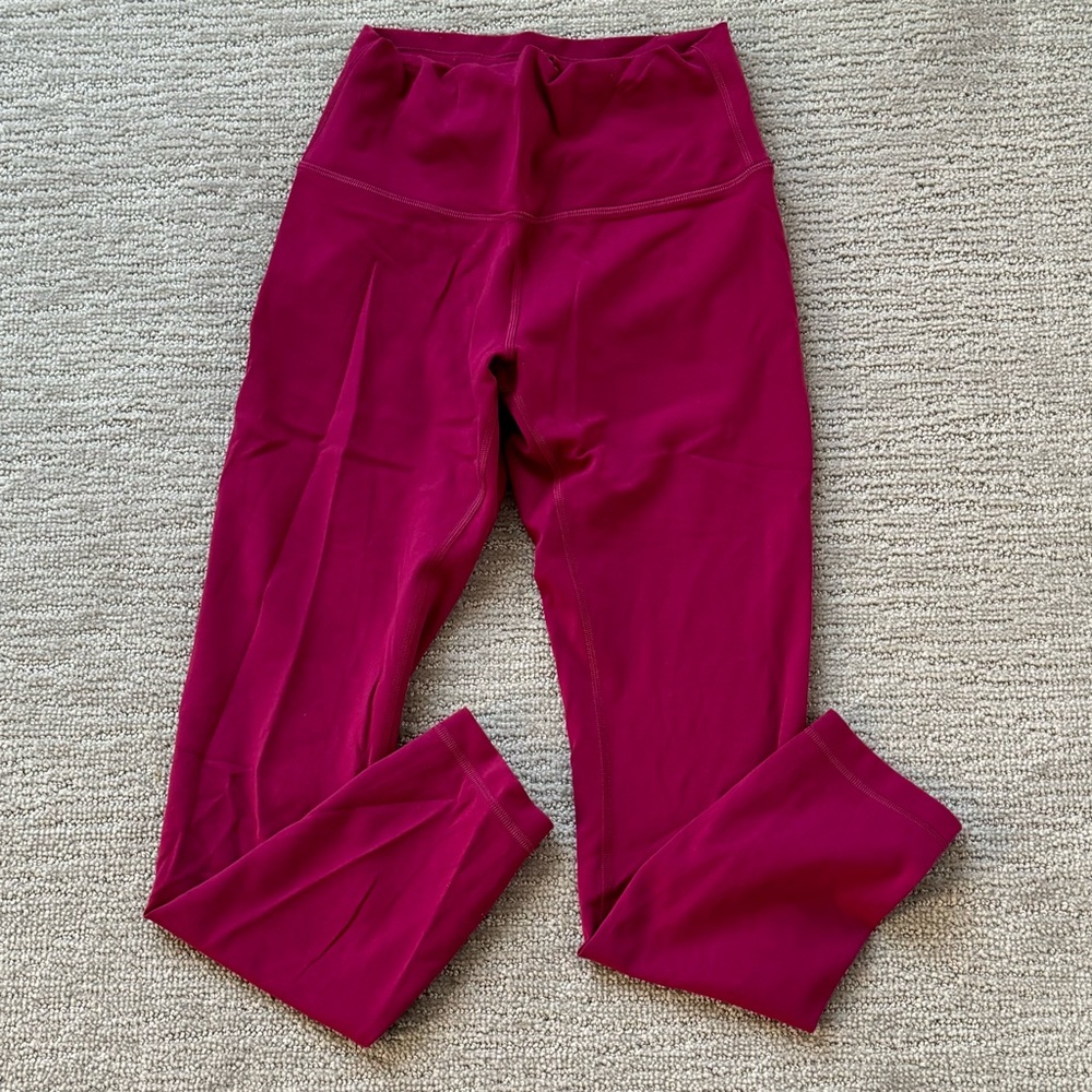 Women’s Lululemon Wunder Train High Rise Tights 25”
